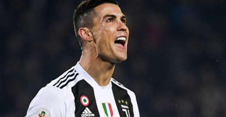 رونالدو يحقق 5 أرقام قياسية في 21 مباراة
