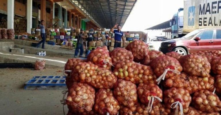 استقرار أسعار معظم أصناف الخضار والفواكة استقرار أسعار معظم أصناف الخضار والفواكة