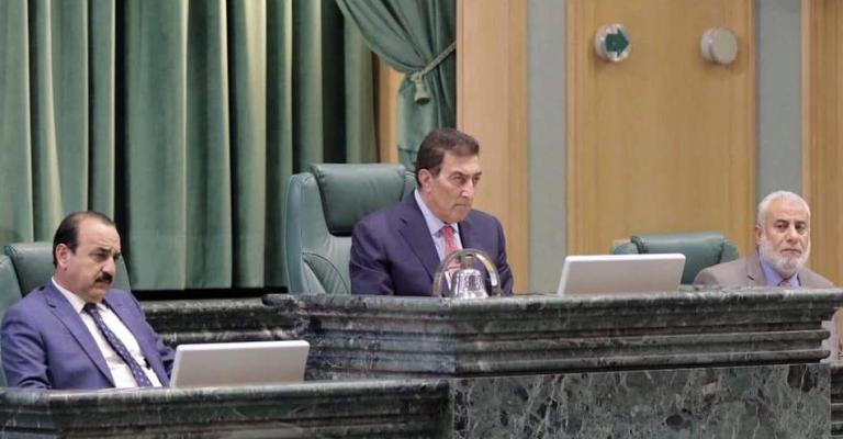 اللجنة القانونية تبدأ بمناقشة مشروع العفو العام اللجنة القانونية تبدأ بمناقشة مشروع العفو العام