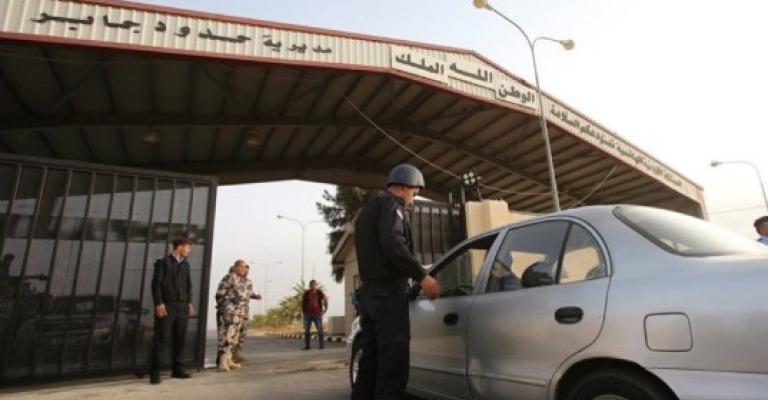 عودة 51392 لاجئاً سورياً إلى بلادهم عبر معبر نصيب منذ «تموز» عودة 51392 لاجئاً سورياً إلى بلادهم عبر معبر نصيب منذ «تموز»