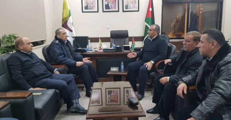 بالصور...مدير الامن ومحافظ العاصمة في مركز طوارىء تلاع العلي