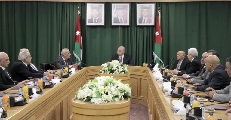 رئيس مجلس الاعيان فيصل الفايز ان مواقف الاردن تجاه سوريا واضحة وثابتة