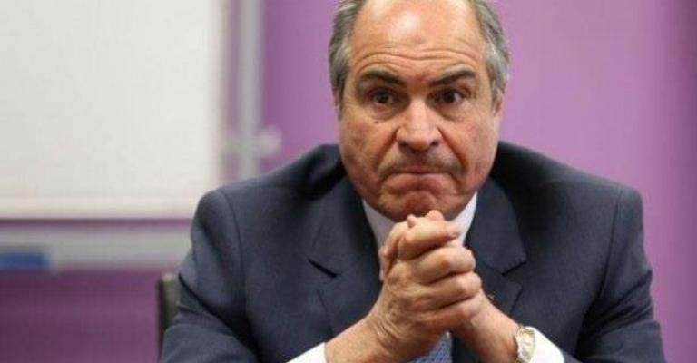 كتاب رسمي يؤكد متابعة الملقي لإحالة شركات التبغ المخالفة للنيابة الجمركية كتاب رسمي يؤكد متابعة الملقي لإحالة شركات التبغ المخالفة للنيابة الجمركية