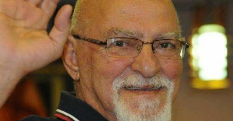 الفنان الأردني نبيل المشيني.. وداعا.. 50 عاما من الفن الجميل