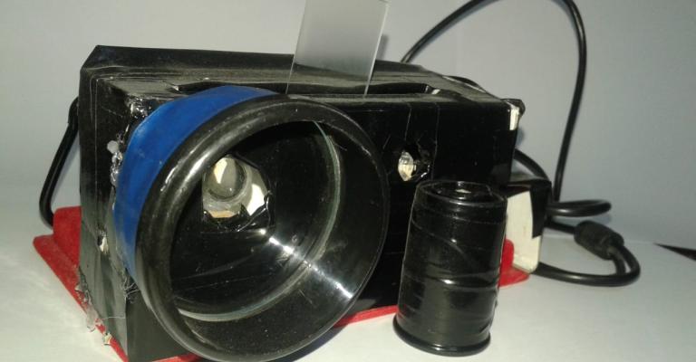 لاجئ سوري يضيف مجهرا ليزريا إلى عالم الفيزياء لاجئ سوري يضيف مجهرا ليزريا إلى عالم الفيزياء