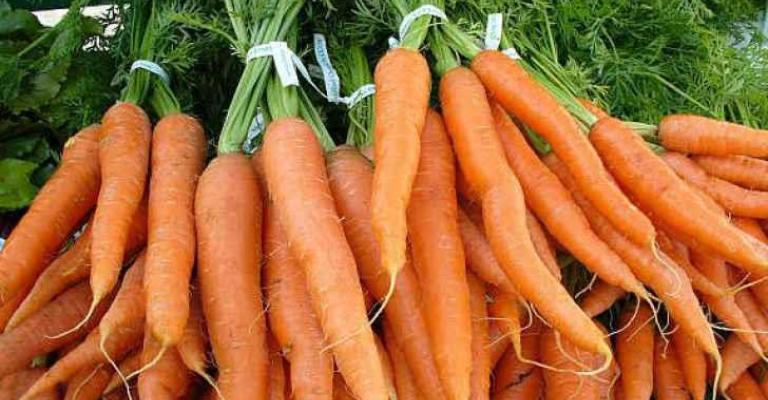 "الغذاء والدواء" تُغلق مستودعات تحتوي جزرا مغسولا بـ"الكلور" "الغذاء والدواء" تُغلق مستودعات تحتوي جزرا مغسولا بـ"الكلور"