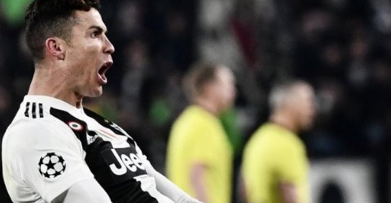 الـ"يويفا" يحقق في احتفال رونالدو بحركة "غير أخلاقية" الـ"يويفا" يحقق في احتفال رونالدو بحركة "غير أخلاقية"