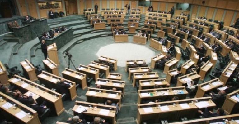 نواب يطالبون بمعاقبة "المتغيبين" عن الجلسات نواب يطالبون بمعاقبة "المتغيبين" عن الجلسات