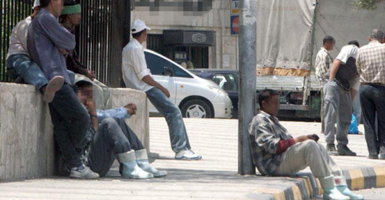 العمل: 81 ألف تصريح للوافدين خلال «الربع الاول» العمل: 81 ألف تصريح للوافدين خلال «الربع الاول»