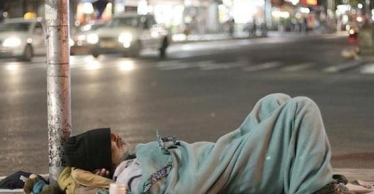 الرزاز يعلن مؤشرات الفقر الأسبوع المقبل الرزاز يعلن مؤشرات الفقر الأسبوع المقبل