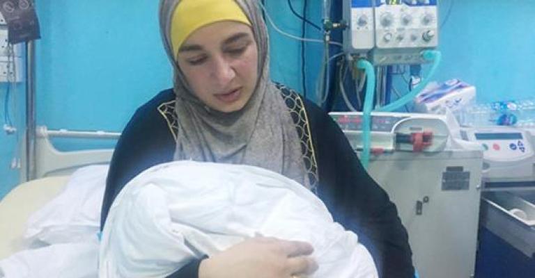 المدعي العام يطلب تشريح جثة الطفل كنان ووقف دفنه المدعي العام يطلب تشريح جثة الطفل كنان ووقف دفنه