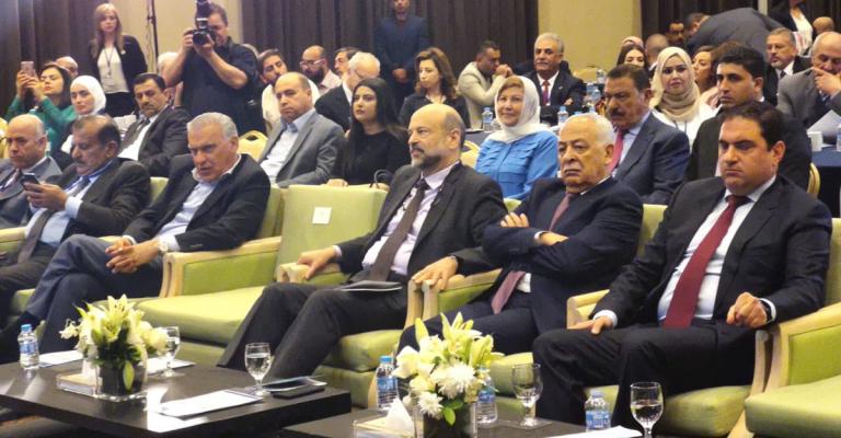 الرزاز: آن الأوان لأن يرى التأمين الصحي الشامل النور الرزاز: آن الأوان لأن يرى التأمين الصحي الشامل النور