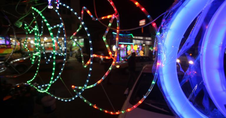 الشواربة يشدد على تكثيف الجولات الرقابية لضمان سلامة المنتج الغذائي في رمضان الشواربة يشدد على تكثيف الجولات الرقابية لضمان سلامة المنتج الغذائي في رمضان