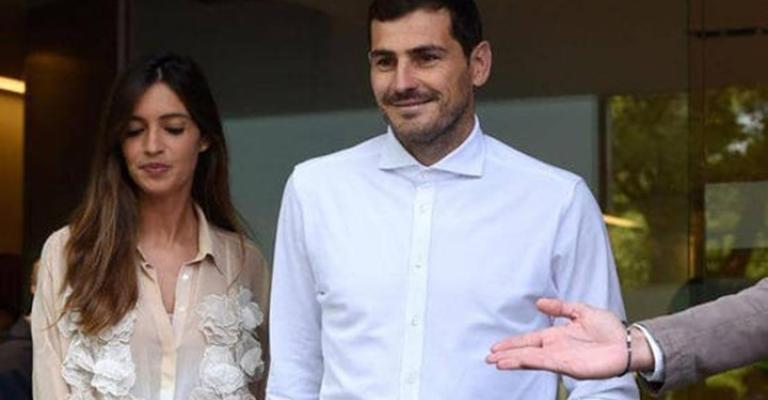 كاسياس يغادر المستشفى بعد إصابته بأزمة قلبية حادة كاسياس يغادر المستشفى بعد إصابته بأزمة قلبية حادة