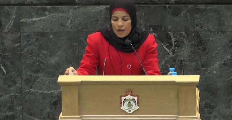 توقيف النائب فضية الديات ورفض تكفيلها لصفعها ضابطاً توقيف النائب فضية الديات ورفض تكفيلها لصفعها ضابطاً