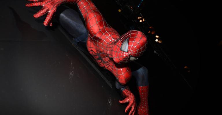 وفاة كاتب أفلام "سبايدر مان" عن 92 عاما وفاة كاتب أفلام "سبايدر مان" عن 92 عاما