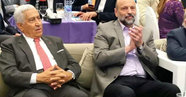 الرزاز: نؤكد على إيمان الحكومة بتمكين الصحافة والإعلام بالرقابة على أداء الحكومة