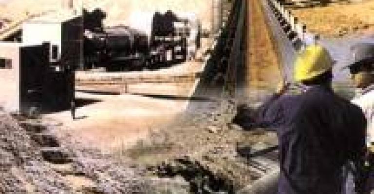 مهندسو الفوسفات يعتصمون .. وعمال البوتاس يضربون مهندسو الفوسفات يعتصمون .. وعمال البوتاس يضربون