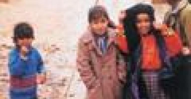 عاد البرد الى مدارسنا.. فهل من دفءٍ ما!