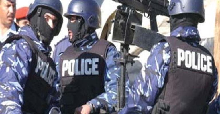 مقتل مواطن وجرح آخرين في اشتباكات مسلحة في الشونة الجنوبية