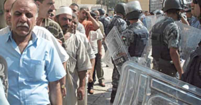 تطويق مركز اقتراع المدينة قبل الفرز