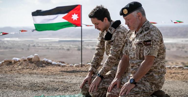 الملك عبد الله الثاني يصلي في الباقورة المستعادة