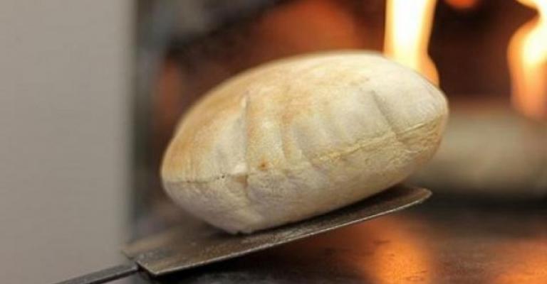 آلية توزيع الخبز والمياه آلية توزيع الخبز والمياه