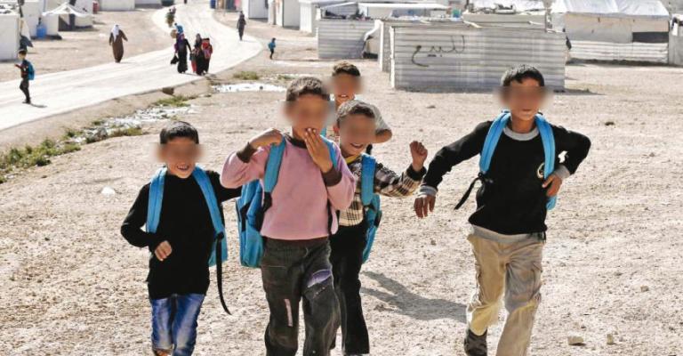 لاجئون سوريون يواجهون تحديا بالحصول على الخدمات نتيجة نقص الوثائق.jpg نقص الأوراق الثبوتية مشكلة تلاحق اللاجئين منذ سنوات