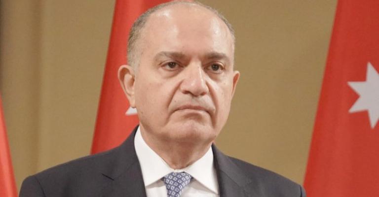 العضايلة يعتذر للمواطنين المتضررين من الاجراءات الحكومية