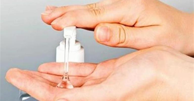 الجغبير: سويسرا وألمانيا طلبتا معقمات أردنية