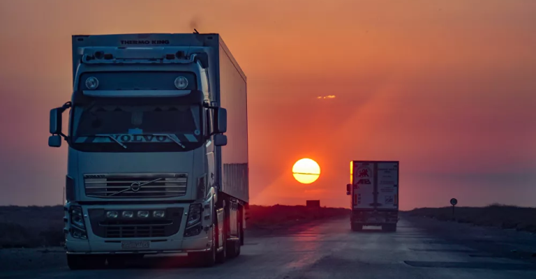 الإجراءات الجمركية المشددة التي تتبعها الأردن هي ما أدت للطلب من العراق -وبطلبٍ من سوريا كذلك- بفتح ترانزيت عبر أراضيها