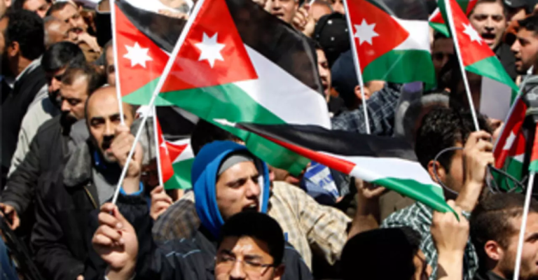  إطلاق حوار وطني مطلع الشهر المقبل حول التشريعات الناظمة للحياة السياسية، تمهيداً للوصول الى توافقات حولها