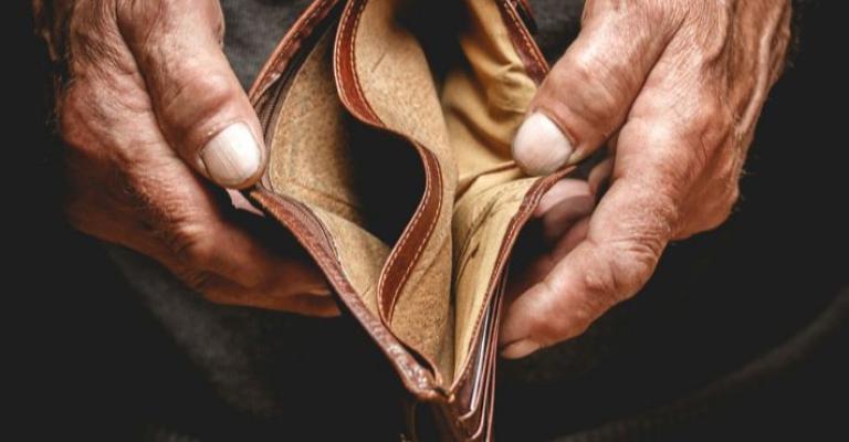 الفقر الفقر