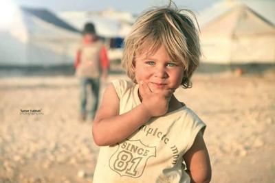 الطفل السوري جبريل يجذب وسائل الاعلام العالمية