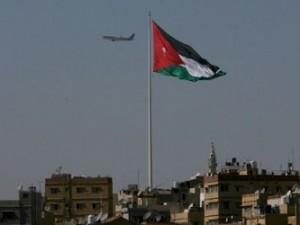 تحليق منخفض لطائرات الملكية (بالصور)