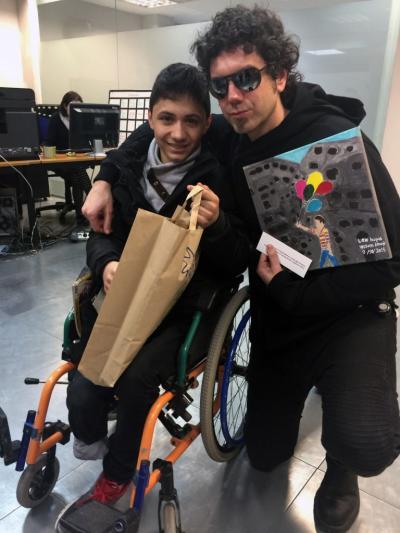 طفل سوري.. رسولا لقضايا اللاجئين في أوروبا