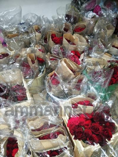 الفالنتاين يدق باب أبو أحمد بعد 40 عاما من الزواج الفالنتاين يدق باب أبو أحمد بعد 40 عاما من الزواج