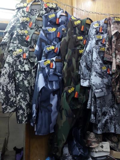 الركود يضرب مهنة "خياط الجيش" في الزرقاء الركود يضرب مهنة "خياط الجيش" في الزرقاء