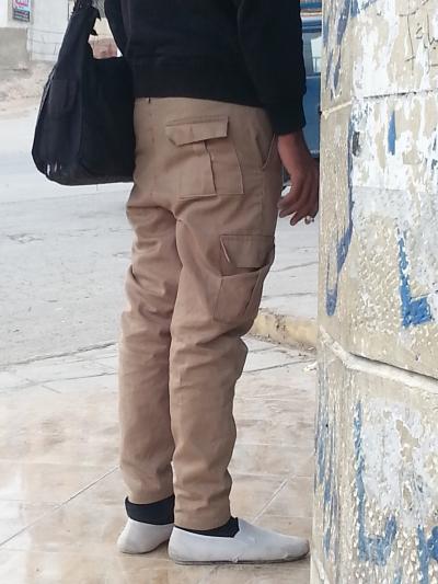 اكشاك سجائر مجاورة للمدارس بالزرقاء .. والبلدية تعتبرها "تنموية"! اكشاك سجائر مجاورة للمدارس بالزرقاء .. والبلدية تعتبرها "تنموية"!