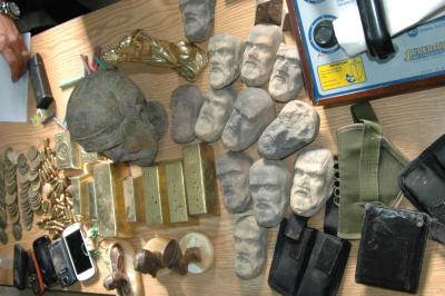 القبض على 3 مطلوبين بدرجة خطير في إحدى محافظات الشمال القبض على 3 مطلوبين بدرجة خطير في إحدى محافظات الشمال