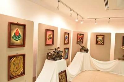 ابراهيم المجالي ينقل مهاراته في فن اعادة التدوير لطلبة "الهاشمية" ابراهيم المجالي ينقل مهاراته في فن اعادة التدوير لطلبة "الهاشمية"