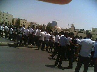 رجال أمن بالزي المدني يعتقلون معتصمين بـ"الرابية" (صور)