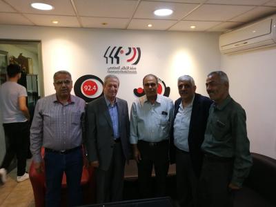 السائق في راديو البلد