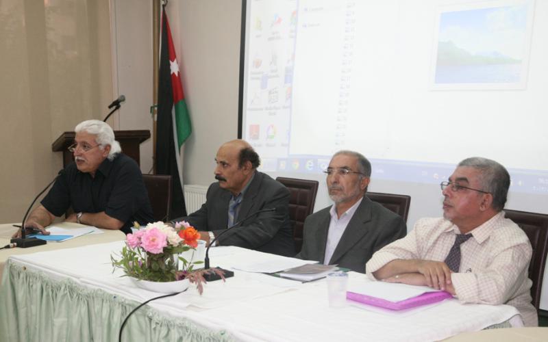 ندوة حول الأديب الراحل روكس العزيزي