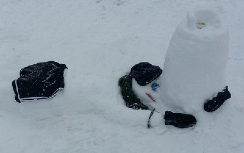 المنخفض الجوي وارتفاع الانتقاد الساخر