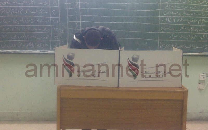 125 الف ناخب يدلون بأصواتهم حتى العاشرة صباحاً 
