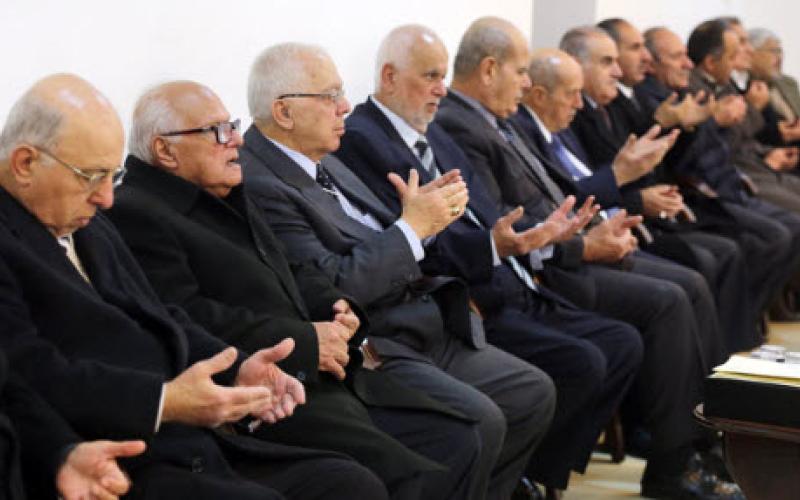 نواب يتجهون لبيت عزاء آل زعيتر