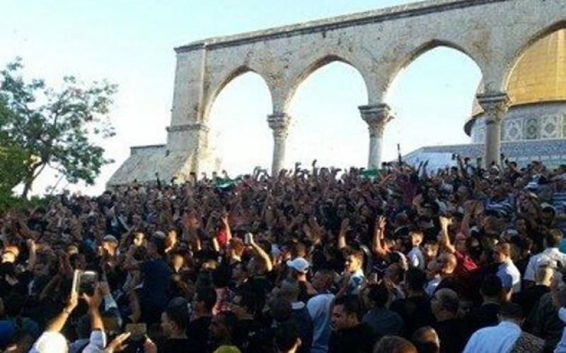 آلاف المصلين في الأقصى ينتصرون لغزة