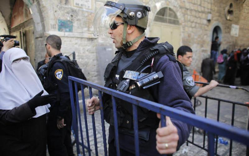 القوات الإسرائيلية تفرض قيودا على دخول الأقصى