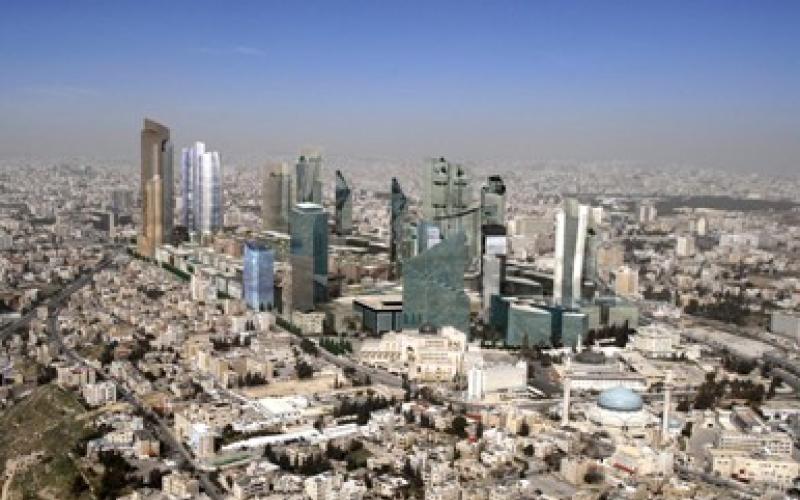 وفاة عامل بعد سقوطه من الطابق 27 لأبراج العبدلي